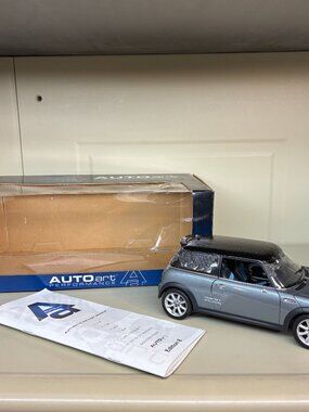 AUTO ART Performance 1:18 Scale Die Cast Silver MINI COOPER S Model
